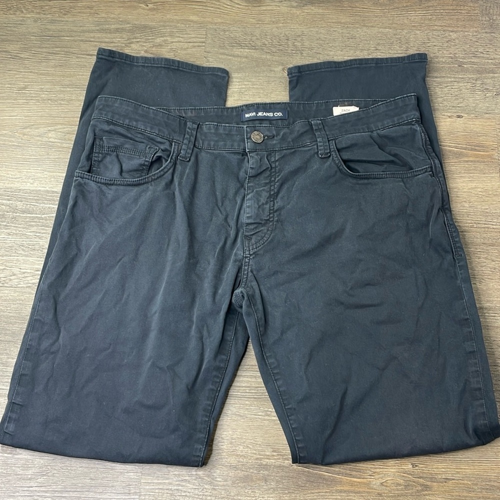 Mavi Jeans Men’s Black Zach Straight Leg Chino Pants, size 38x33